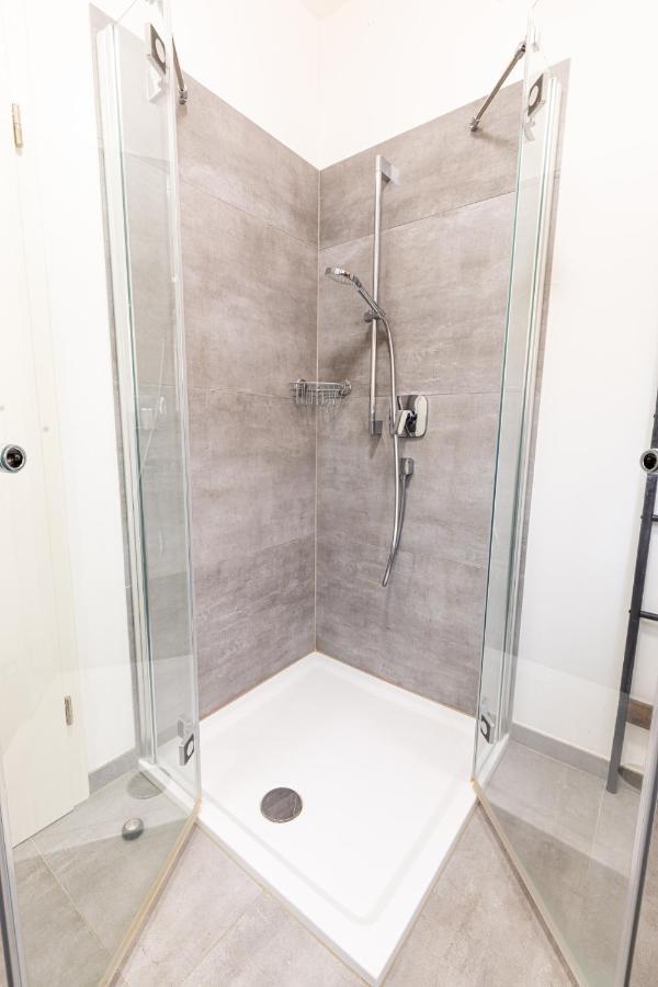 Lahn-Living I - Modernes Design - Privater Garten - Zentrale Lage Nahe Rhein Und Martinsburg Lahnstein Luaran gambar